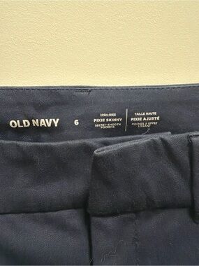 Old Navy High-Rise Pixie Skinny Jeans in Dark Navy Size 6